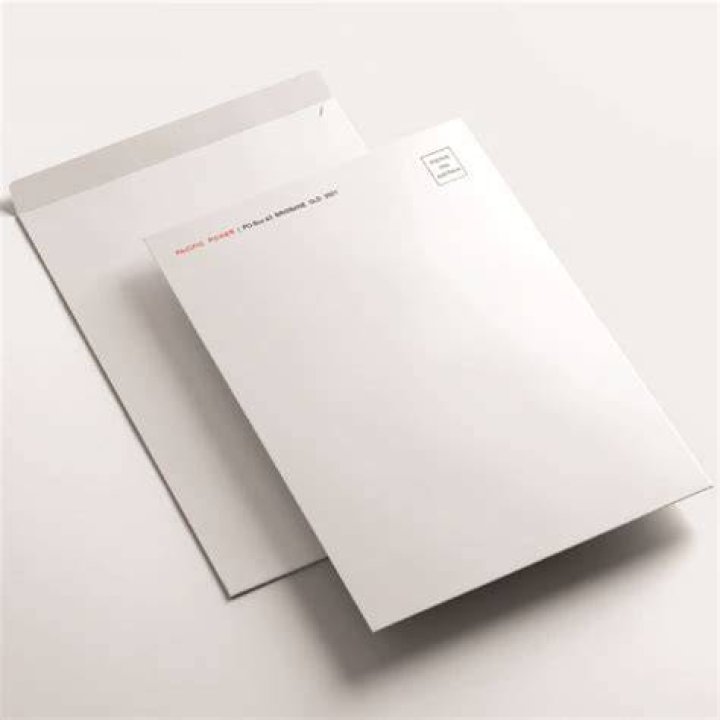 Does an A4 envelope need 2 stamps?