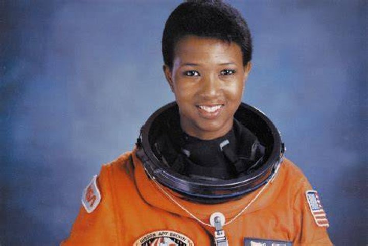 Who is Mae Jemison and how did she influence American history?